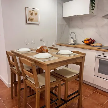 Dua Maliano - Y Apartment Camargo
